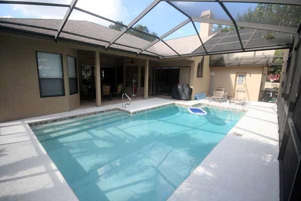 [Image: Luxury Palm Harbor 4 Brm Vacation Home with Heated Pool]