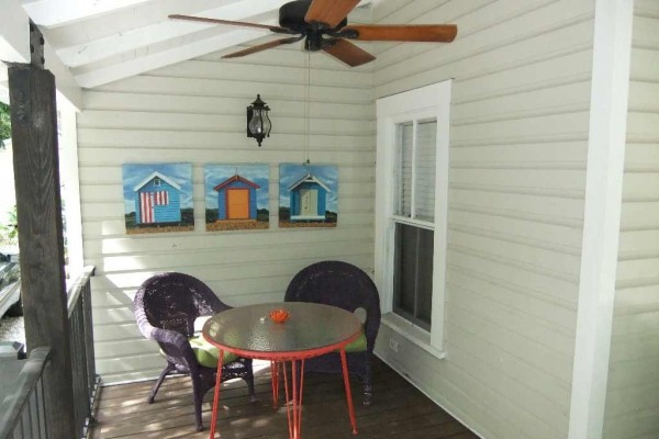 [Image: Beautiful Ozona Cottage]