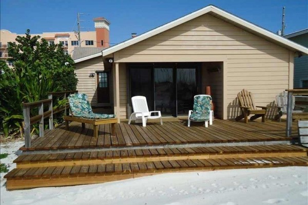 [Image: Directly on the Beachmadeira Beach, Private Home, Lg. Deck]