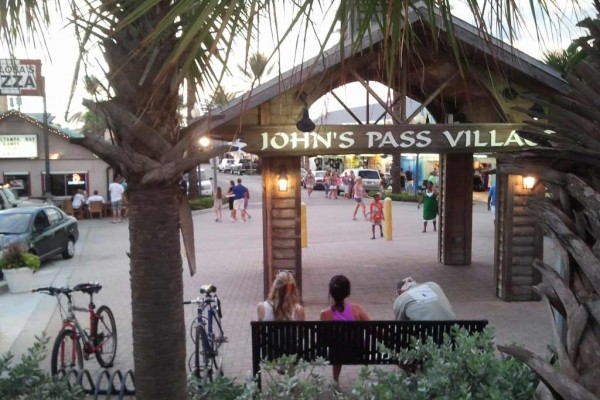 [Image: John's Pass Time Beachfront Cottage]
