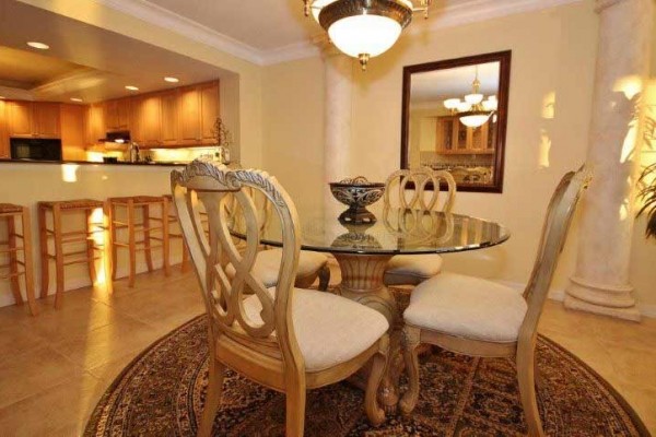 [Image: Newer Luxurious 3BR 3BA Condo with Private Poolside Cabana]