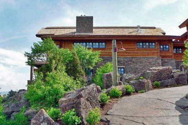 [Image: Luxury Cabin Overlooking Teton River Canyon with Stunning 360Â° Mountain Views]