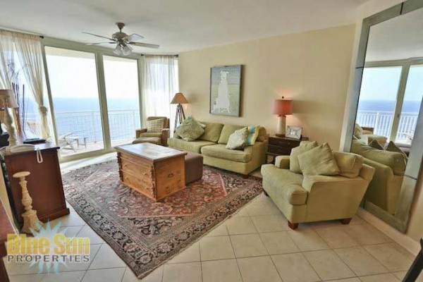 [Image: 1611 Aqua 2BR/Bunk/2BA Luxury Condo Free Beach Service]