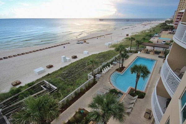 [Image: Luxuriant Beachfront Condo Right on the Gulf Coast and Right Next to Pier Park]