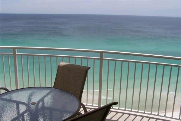 [Image: Near Pier Park-1.5BR/2BA Ocnfrnt Mstr BR-Free Beach Chairs Svc]