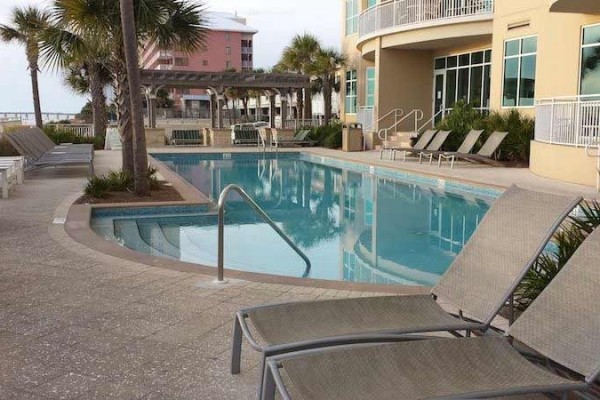 [Image: 2BR/2BA the Unit Featured on Hgtv Beachfront Bargain Hunt (Chairs Included)]