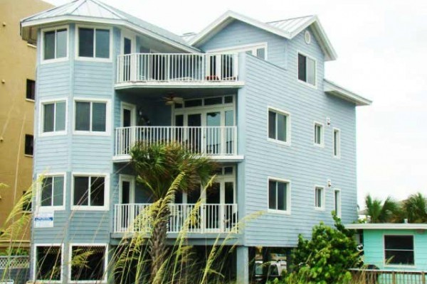 [Image: Key West Style 4/3 $1,295 Wkly 09/13 to 10/18...Call Now]