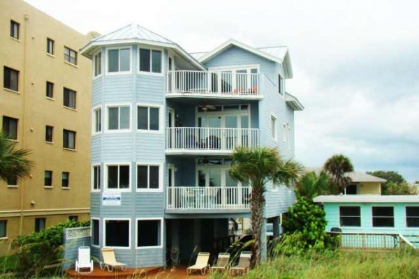 [Image: Key West Style 4/3 $1,295 Wkly 09/13 to 10/18...Call Now]