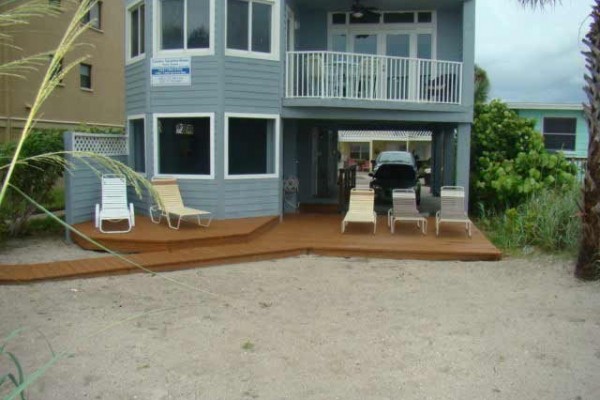 [Image: Key West Style 4/3 $1,295 Wkly 09/13 to 10/18...Call Now]