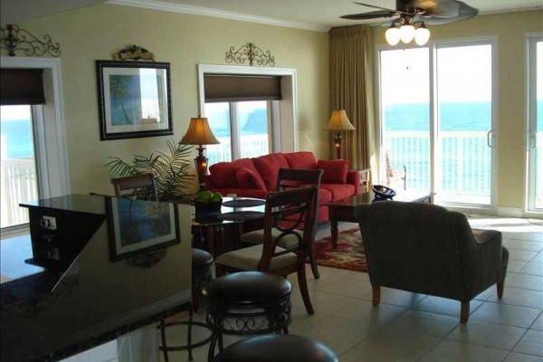 [Image: 7th Fl*End Unit Wrap Around Balcony*August 23 Rd wk~Fall Open**Free Beach Servic]