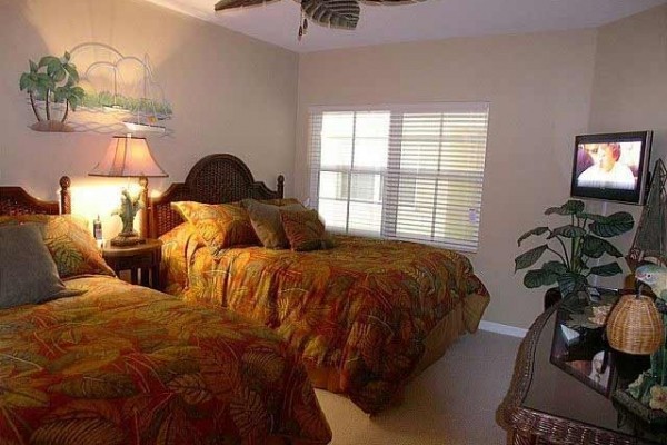 [Image: Stunning Decor! 3 Bedroom;3 Bath;Large Gulf Front Balcony]