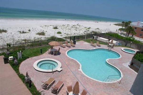 [Image: Stunning Decor! 3 Bedroom;3 Bath;Large Gulf Front Balcony]