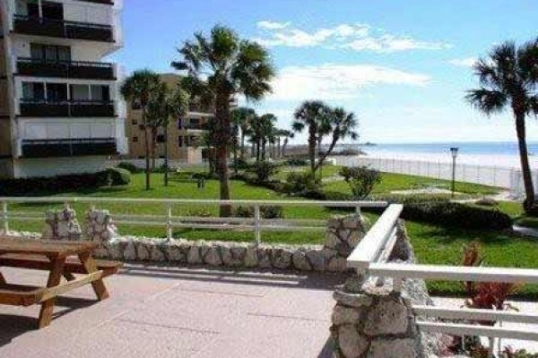 [Image: Fabulous Gulf Front Condo with Resort Like Amenities]