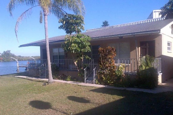[Image: Waterfront and Affordable ! 4 Bdrm 2 Bath House is Also Across Street from Beach]