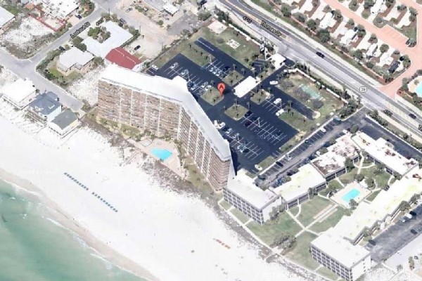 [Image: Discover the Commodore on the Quiet East End of Panama City Beach!]