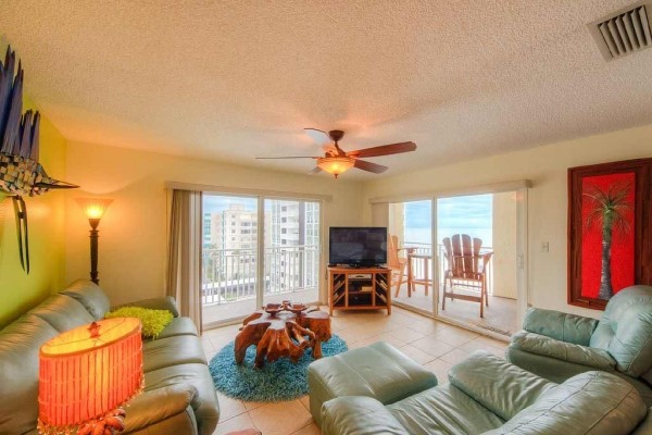[Image: Top Floor Stunning Views of the Pristine Beach and Gulf Waters and Intercoastal]