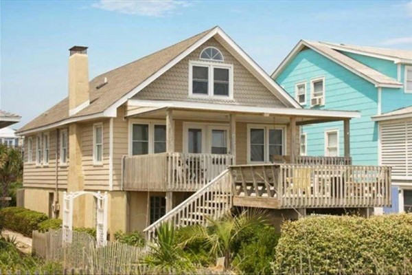 [Image: Oceanfront 4 Bedroom Cottage with Loft, Palms and Porch-Swing]