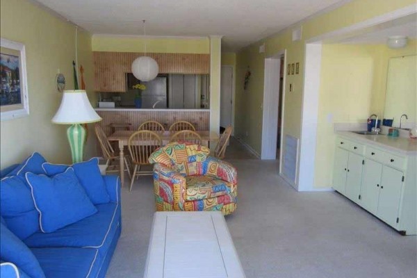 [Image: A Place at the Beach #184 - 2BR/2BA, Waterslide, Mini-Golf, 2 Pools &amp; Hot Tubs]
