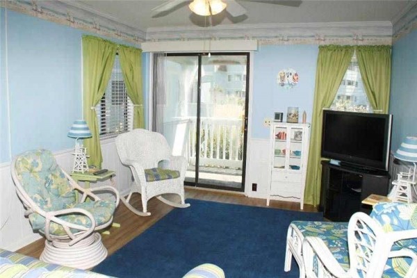 [Image: Seaspray 134: 2 BR / 2.0 BA Condo in Atlantic Beach, Sleeps 6]