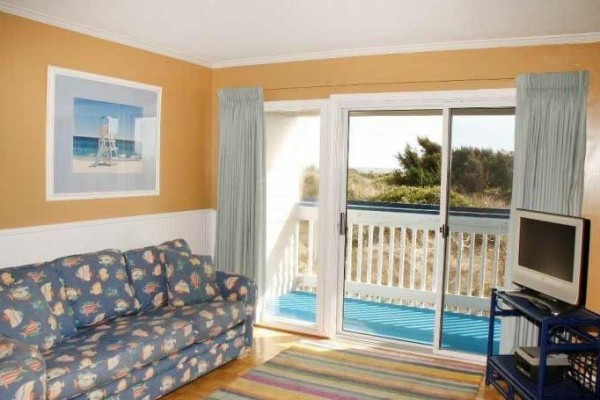 [Image: Unit Renovated for 2014! Beach Front Condo, 150' Waterslide, Family Fun]