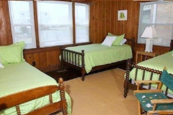 [Image: Wow!!! Now $1675.00 for a Week During the Summer, Mamas Cottage]