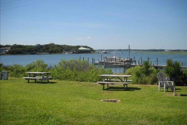 [Image: Waterfront, Poolside, Ground-Floor, King Bed, Boat Launch/Dock, + Wifi]