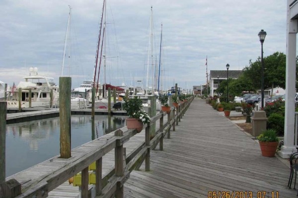 [Image: Lighthouse Cottage in Historic District]