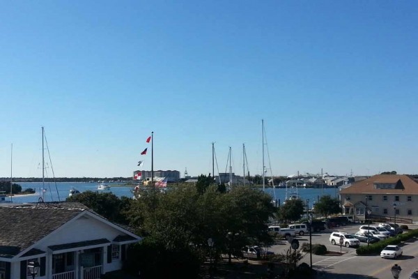 [Image: Ideal Front Street Water View Location in Scenic Beaufort!]