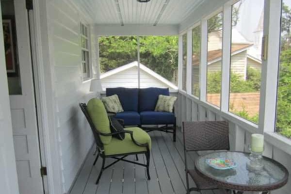 [Image: Charming One Bedroom Carriage House in Historic Beaufort]