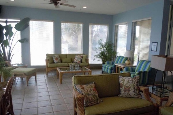 [Image: Beaufort Condo Located at Olde Towne Yacht Club]