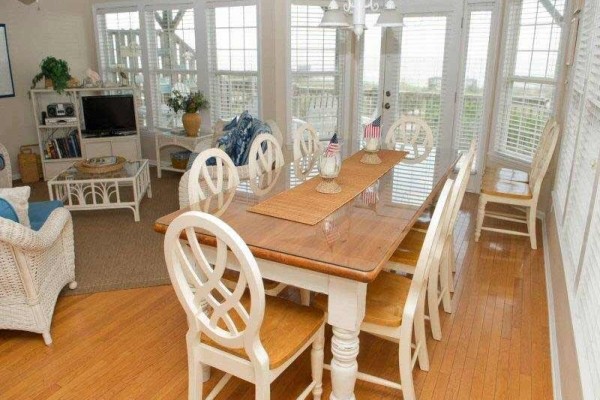 [Image: Beach Bingo West: 3 BR / 3 BA Duplex in Emerald Isle, Sleeps 6]