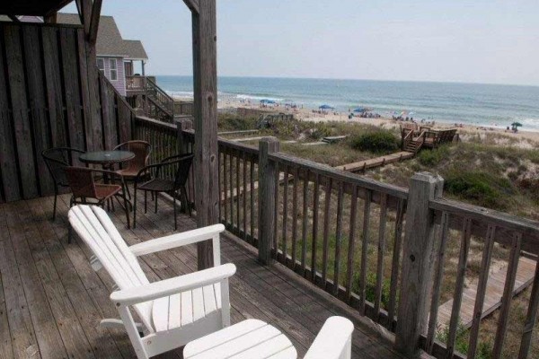 [Image: Beach Bingo West: 3 BR / 3 BA Duplex in Emerald Isle, Sleeps 6]