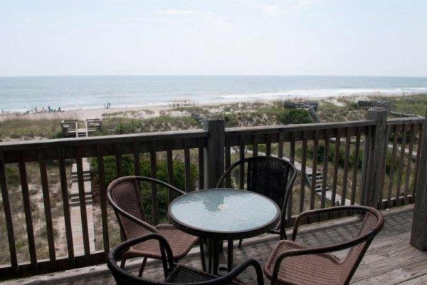 [Image: Beach Bingo West: 3 BR / 3 BA Duplex in Emerald Isle, Sleeps 6]