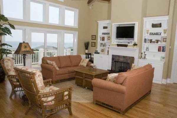 [Image: An Island Breeze: 5 BR / 5.5 BA Single Family in Emerald Isle, Sleeps 10]