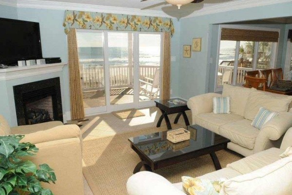 [Image: Summersalt: 5 BR / 5 BA Single Family in Emerald Isle, Sleeps 10]