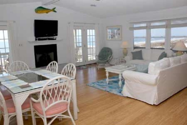 [Image: Oceanfront 4 Bedroom on One Level!]