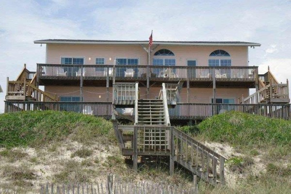 [Image: Dunescrest East: 4 BR / 3 BA Duplex in Emerald Isle, Sleeps 8]