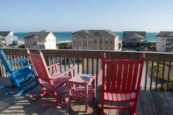 [Image: Surfer's Watch: 4 BR / 2 BA Single Family in Emerald Isle, Sleeps 8]