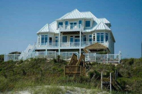 [Image: Dune View: 8 BR / 10.5 BA Single Family in Emerald Isle, Sleeps 16]