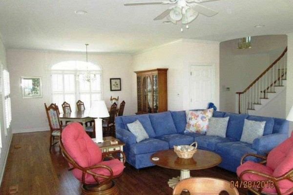 [Image: Sentimental Journey: 4 BR / 4 BA Single Family in Emerald Isle, Sleeps 8]