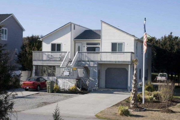 [Image: Delmar by the Sea: 3 BR / 2 BA Duplex in Emerald Isle, Sleeps 6]