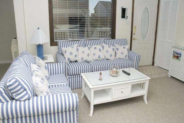 [Image: Delmar by the Sea: 3 BR / 2 BA Duplex in Emerald Isle, Sleeps 6]