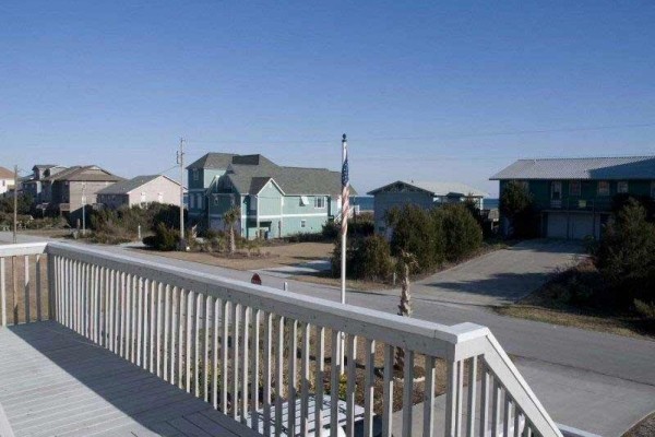 [Image: Delmar by the Sea: 3 BR / 2 BA Duplex in Emerald Isle, Sleeps 6]