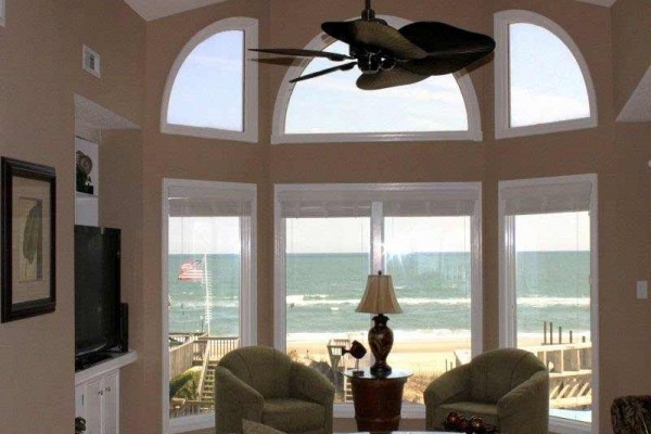 [Image: Best of Times: 5 BR / 4.5 BA Single Family in Emerald Isle, Sleeps 10]