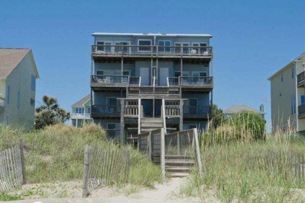 [Image: Farmer's Folly West: 3 BR / 3.5 BA Duplex in Emerald Isle, Sleeps 6]