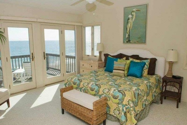 [Image: Farmer's Folly West: 3 BR / 3.5 BA Duplex in Emerald Isle, Sleeps 6]