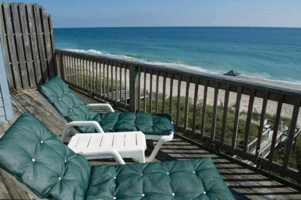 [Image: Farmer's Folly West: 3 BR / 3.5 BA Duplex in Emerald Isle, Sleeps 6]