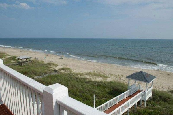 [Image: Sunseeker: 8 BR / 7.5 BA Single Family in Emerald Isle, Sleeps 16]