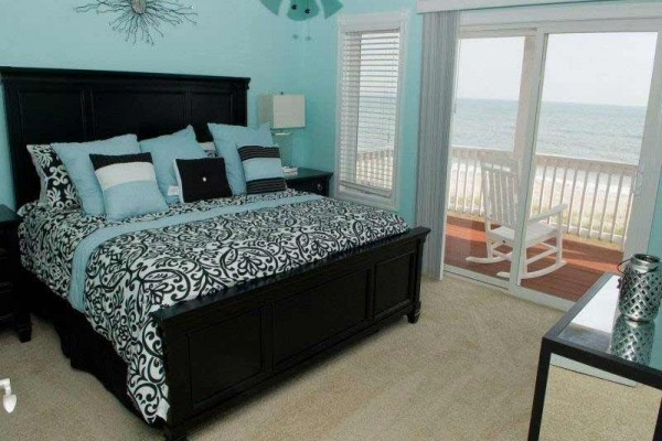 [Image: Sunseeker: 8 BR / 7.5 BA Single Family in Emerald Isle, Sleeps 16]