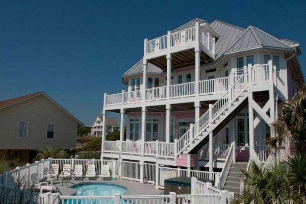 [Image: 1 Tickled Pink: 8 BR / 10.5 BA Single Family in Emerald Isle, Sleeps 16]